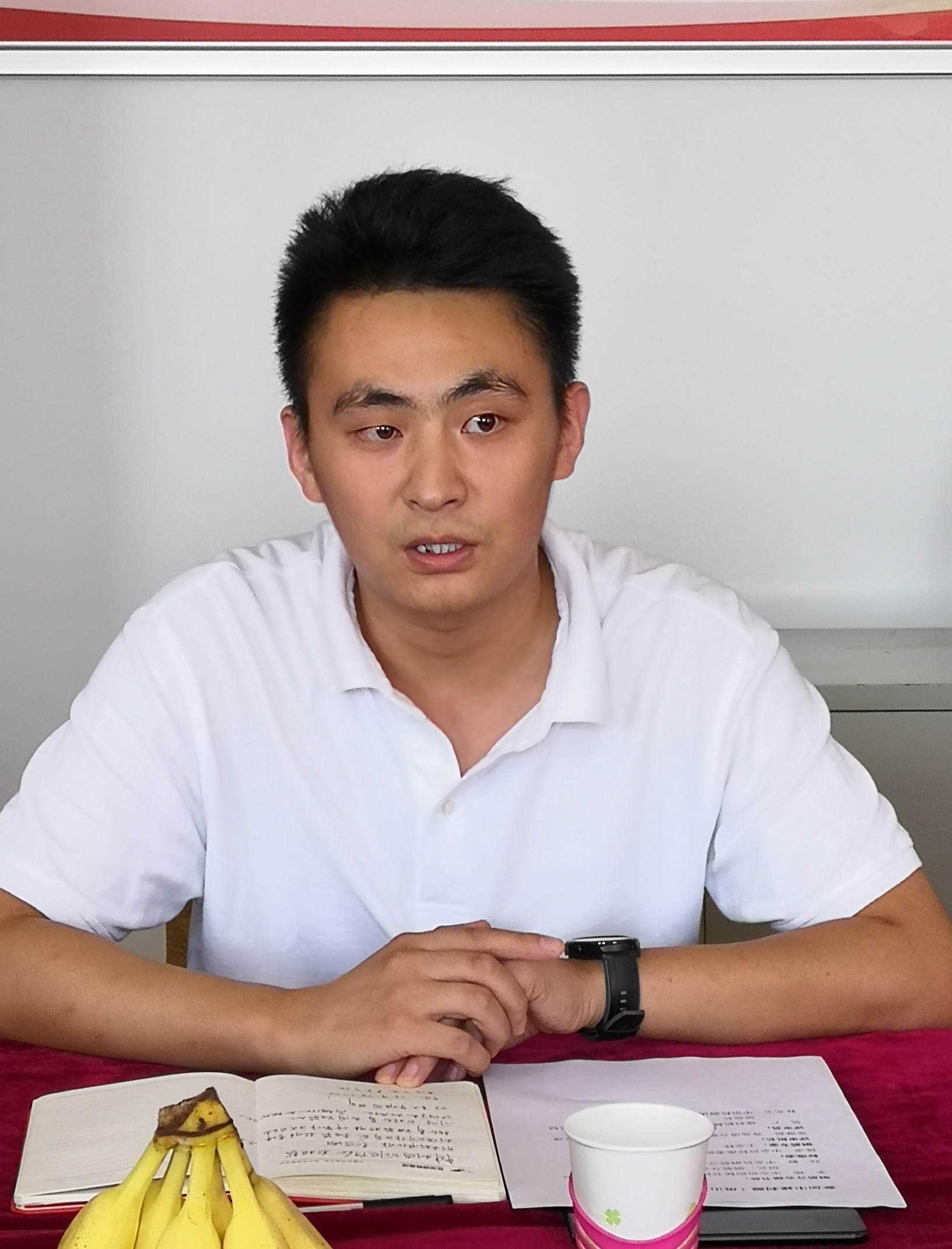 陈卓.jpg