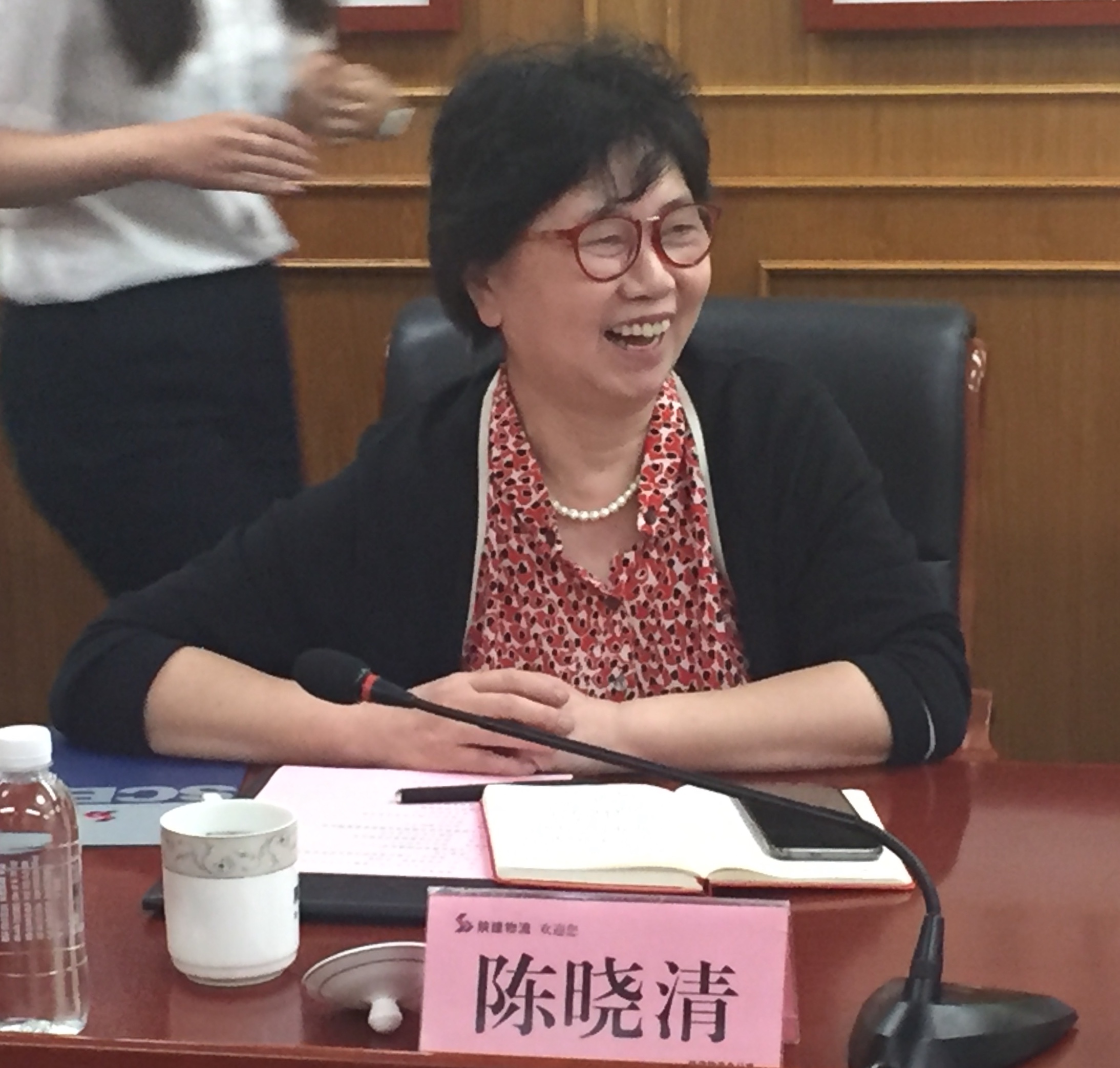 陈小青.jpg